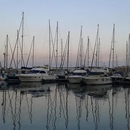 Apt Nazare 홈스테이 *